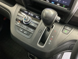 発進時から滑らかに加速する無段階変速のCVTはストップ&ゴーの多い街の中も快適です