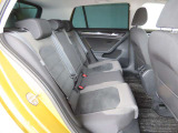 ISOFIX(イソフィックス)基準適合チャイルドシート固定装置!!安心楽々で対応チャイルドシートが取付できます。