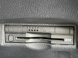 ◆【ETC】有料道路を利用する際に料金所で停止することなく通過できる、ETC車載器(ノンストップ自動料金収受システム機器)が装備されています。セットアップを行うことで利用可能になります。