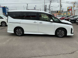 セレナ 1.4 e-POWER ハイウェイスターV 