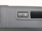 パワーバックドアはボタンで開閉致します