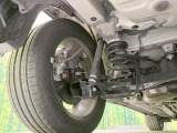 お車を安心してお乗りいただく為には、足回りの定期点検が欠かせません。サービスサポート(有償保証)では無料点検もご提供しており、安心のカーライフをお過ごしいただけるサポート体制が整っています。