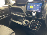【 オートエアコン 】車内温度を感知して自動で温度調整をしてくれるのでいつでも快適な車内空間を創り上げます!