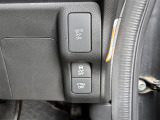 【シティブレーキアクティブシステム(CTBA)】低速走行時に、自車が、前方の車両のほぼ真後ろから追突するおそれがあるときに、運転者のブレーキ操作を支援します!機能には限界があるためご注意ください。