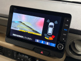 バックギアに入れるだけで自動でリヤカメラに切り替わります!車庫入れやバックが苦手な方にオススメ!