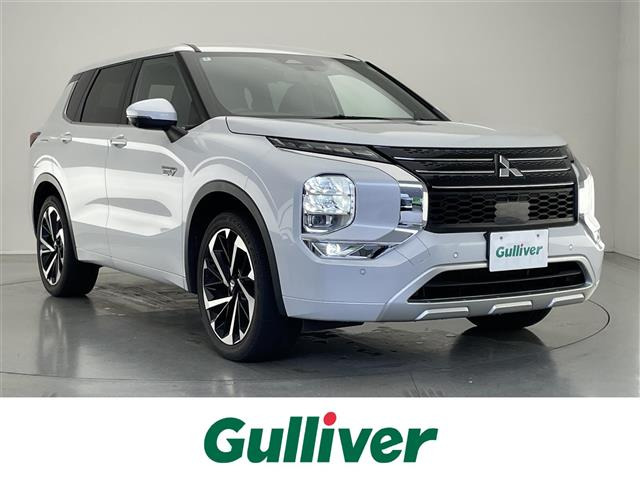 アウトランダー PHEV 2.4 P 4WD 本革シート