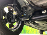 お車を安心してお乗りいただく為には、足回りの定期点検が欠かせません。サービスサポート(有償保証)では無料点検もご提供しており、安心のカーライフをお過ごしいただけるサポート体制が整っています。