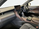 見通しのよいすっきりとした視界で、誰でも運転しやすいです。運転のしやすさは疲れにくさにも繋がりますよ♪