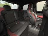 ◆LIBERALAは、輸入車選びの新たなスタイルを提案するインポート・セレクト・ブランドです。オーナー様となる方がクルマから直接感じる感性を第一にした、最良の一台との出会いをコーディネートいたします。