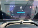 見やすいメーターまわりがドライブをサポート致します。