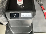 ウインチ操作ボタンです。