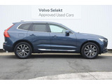 流麗なプロポーションはVOLVO車の真骨頂。「美しいものと共にありたい」という願いを満たします。