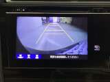 バックをするとき自動でリアの様子が映る『リアカメラ』付き! 画面で確認しながらバックが出来るので駐車の時も安心です。