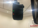 ドライブレコーダーが前方の監視をしてくれます。衝突や急ブレーキなどを感知した場合に、記録された動画が万が一の際に直前の状況を把握する手助けとなります。