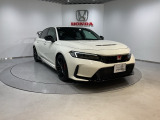 Honda認定中古車ディーラーだからこそ「安心 安全 信頼 満足」のサービスを提供いたします。保証制度やメンテンスパックはもちろん、安心のための自動車保険にJAFなども取り扱っております。