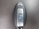 『インテリジェントキ-』機械的な鍵を使用せずに車両のドアの施錠/解錠、エンジン始動が可能なシステムです!