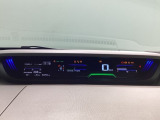 スピードメーターはこちら!すっきりとしたデザインで、昼間でも夜間でも見やすい設計になっています。
