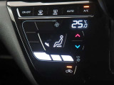 ★エアコンはオートタイプが装着済みです!オートモードにしておけば、車内温度を設定するだけで風の料や吹き出し口の切り替えを機械が行ってくれます!一年中快適な環境を作れますよ♪