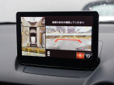 360&deg;ビューモニターを搭載しています。コーナーセンサーと合せてお使いいただくことで、安全、安心にお車の取り回しを行っていただけます。