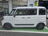 人気色のパールホワイトです!!こちらの車輌は状態良いので是非実際に見に来てください!