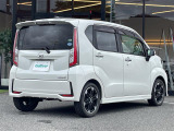 店舗にて現車の確認もいただけますので、お電話で在庫のご確認の上是非ご来店くださいませ。