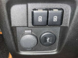シガーソケット用の充電器が使用可能です!