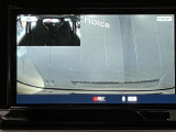 前方の映像だけでなく、車内から後方の映像もばっちり記録します