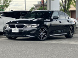 走行少ない!黒レザーシート!19インチアルミ!コンフォートパッケージ!タッチパネル式HDDナビ!バックカメラ!ACC!シートヒーター!HiFiスピーカー!デビューパッケージ!