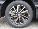 【タイヤ】 【純正16インチアルミホイール】《195/60R16》専用のアルミなのでお車のイメージぴったりですね!