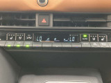 オートエアコンは温度を設定するだけで、自動で風量などを設定してくれます。運転しながら操作も必要ないので、安全性も向上します。