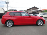 新車登録から5年目まで、最長4年間の走行距離無制限保証をご用意。ご購入後も安心が長く続きます。