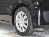 認定中古車では、厳しいHonda認定基準をクリアした厳選されたHonda認定中古車のみ、取り扱っております。「ご購入前の安心」「納車後の信頼」を車両と一緒に提供しております。