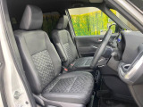 運転席シート廻りは使用感も少なく、良好な状態となっています。前オーナー様が丁寧に使っていたことがよくわかりますね。