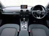 運転に必要な情報をメーター内に集約し、ドライバーの安全で快適な運転に寄与するアウディバーチャルコックピット。