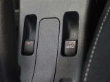 パワーウィンドウを装備しております!助手席ウィンドウの閉め忘れも運転席で解決できます♪