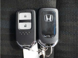 ◆ドライブレコーダー◆映像・音声などを記録する自動車用の装置です。 もしもの事故の際の記録はもちろん、旅行の際の思い出としてドライブの映像を楽しむことができます。