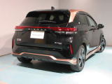 ノートオーラ 1.2 G FOUR レザーエディション 4WD 