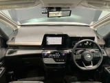 セレナ 1.4 e-POWER ハイウェイスターV 