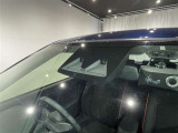 【衝突被害軽減ブレーキ】前方の車両や横断する歩行者などを検知した時、衝突回避や被害軽減をサポートします。