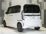 色々なお店で販売しているHonda車ですが、アフターサービスも全てお任せ頂けるのは「HondaCars正規販売店」だけ!ご納車後もお住まいの地域の販売店にて アフターサービスをお任せいただけます。