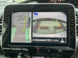 上から車を見下ろしたような画面が駐車をサポート、運転が苦手な方でも安心してお使い頂けます!!