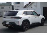 スタイリッシュなリアビュー。リアフォグランプを採用し、悪天候の走行時に後続のドライバーにし車両を示します。デザインだけではなく、安全面にも抜かりが無いBMWで駆け抜ける喜びを体感下さい。