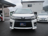 ヴォクシー 2.0 ZS 