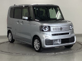 ご覧のように綺麗にクリーニングされており、とてもキレイなボディですよ。外装はもちろん内装も綺麗です。