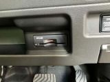 ETCを装備。これで高速道路の料金所もノーストレス。ノンストップで通過します。