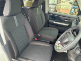新車メーカー保証に準じた保証を1年間無償で受けられる「まごころ保証」、さらに保証を延長できる「まごころ保証プラス」「まごころ保証プラス&alpha;」をご用意しております。