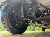 お車を安心してお乗りいただく為には、足回りの定期点検が欠かせません。サービスサポート(有償保証)では無料点検もご提供しており、安心のカーライフをお過ごしいただけるサポート体制が整っています。