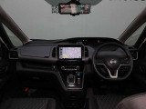 セレナ 1.2 e-POWER ハイウェイスターV 