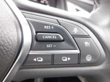 クルーズコントロール(Cruise Control)とは、アクセル操作なしでも車が自動でスピードを一定に保ってくれる機能