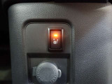 運転席にはシートヒーターが装備されておりますので、寒い日でも快適にお過ごしいただけます♪